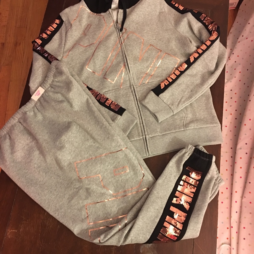 PINK blingy outfit